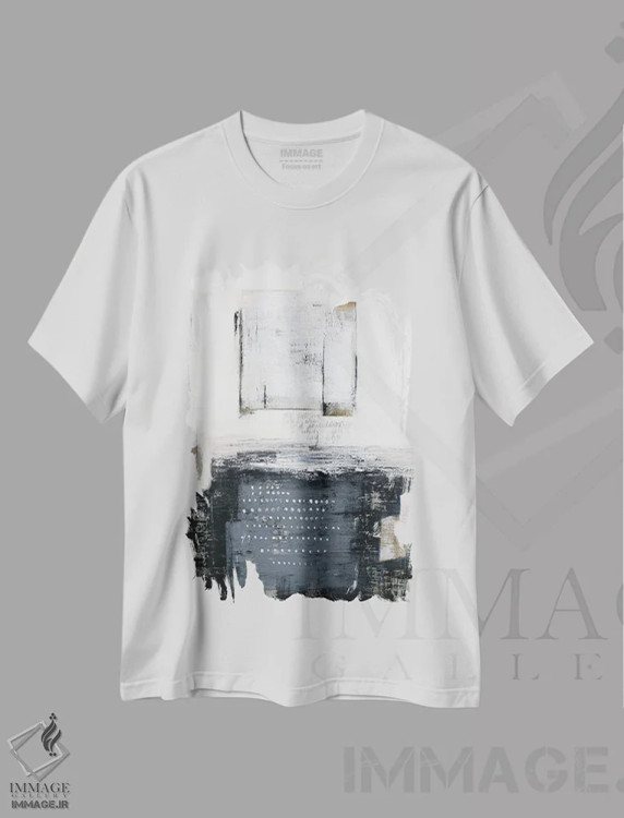 تیشرت سفید طرح دار نسخه های خطی عمودی اثر جی لاندو | immage.ir