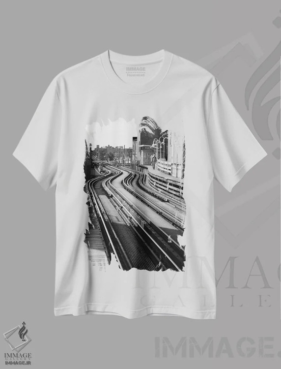 تیشرت سفید طرح دار شیکاگو، هنر تزئینی سیاه و سفید اثر جی لاندو | فروشگاه ایماژ