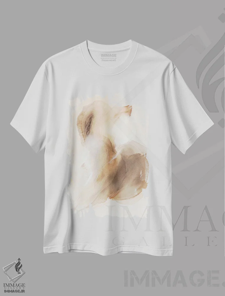 تیشرت سفید طرح دار ساعت طلایی اثر سیسی چونگ | immage.ir