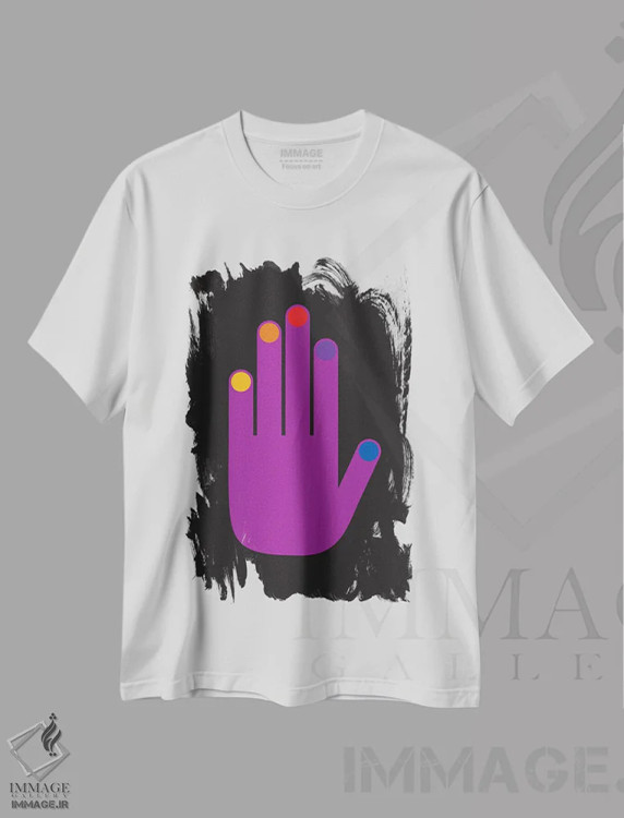 تیشرت سفید طرح دار دست بنفش پاپ، هنر دیجیتال اثر دیزاینز سرکا ۷۸ | immage.ir