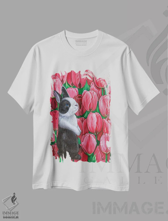 تیشرت سفید طرح دار خرگوش با لاله ها، مدیوم اثر سیندی دودس | فروشگاه ایماژ