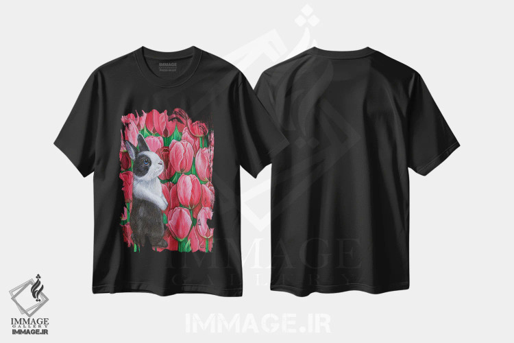تیشرت مشکی طرح دار خرگوش با لاله ها، مدیوم اثر سیندی دودس | immage.ir