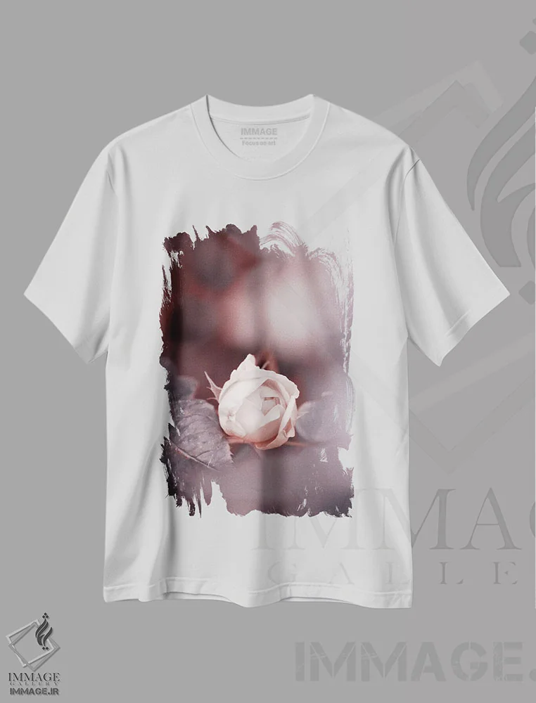 تیشرت سفید طرح دار نوستالژی، مدیوم اثر کلودیا دروسرت | immage.ir
