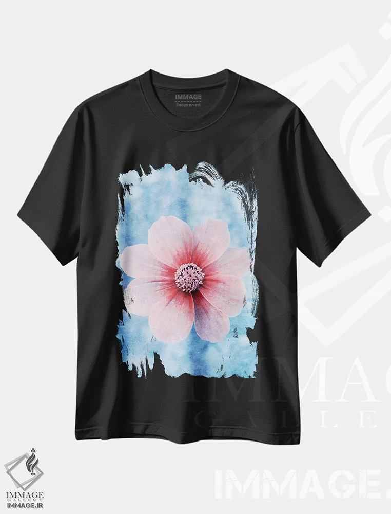 تیشرت مشکی طرح دار ارتباط، عکاسی هنری فاخر اثر کلودیا دروسرت | immage.ir