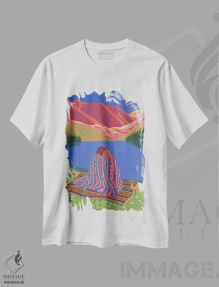 تیشرت سفید طرح دار پیش از طلوع خورشید، هنر دیجیتال اثر جیدا الاسار | immage.ir