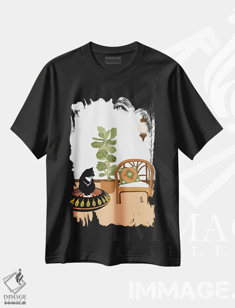 تیشرت مشکی طرح دار گربهٔ بوهمیایی، دکور بوهمی اثر جیدا الاسار | immage.ir