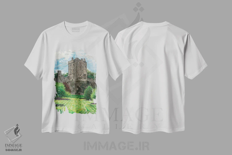 تیشرت سفید طرح دار قلعه بلارنی، هنر فاخر معاصر اثر کرتیس فانک | immage.ir
