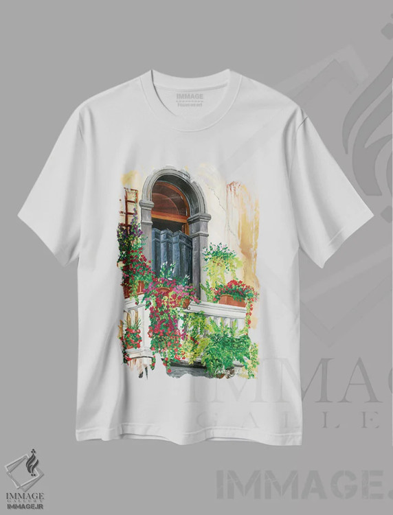 تیشرت سفید طرح دار بالکن گل دار ونیز، هنر فاخر معاصر اثر کرتیس فانک | immage.ir