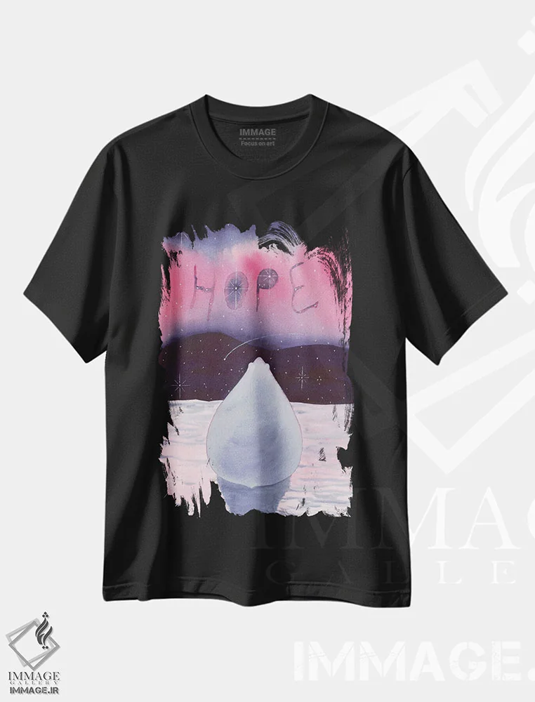 تیشرت مشکی طرح دار خرسک، دکور معاصر اثر کترین جی مک الروی | immage.ir