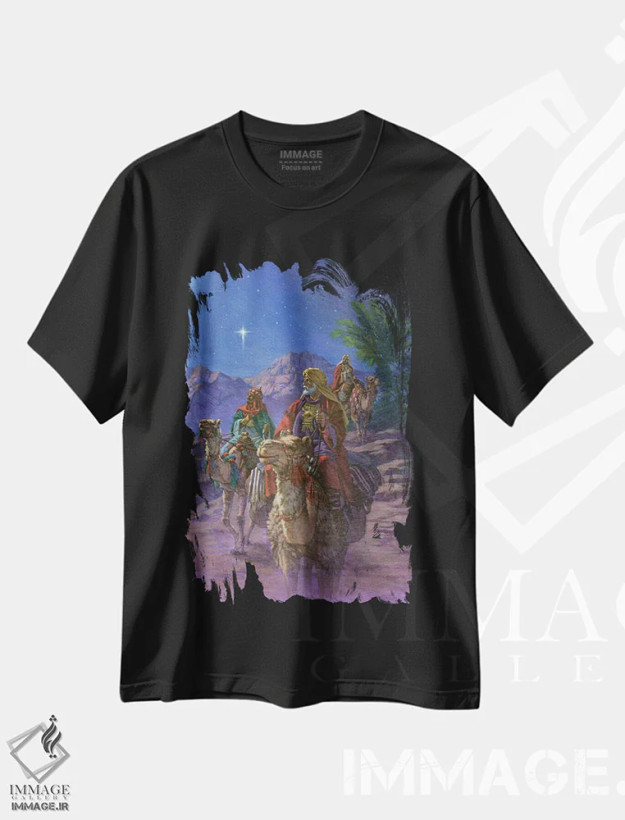 تیشرت مشکی طرح دار سفر سه شاه/مرد دانا، دکور تعطیلات اثر کربرت گوتیه | فروشگاه ایماژ