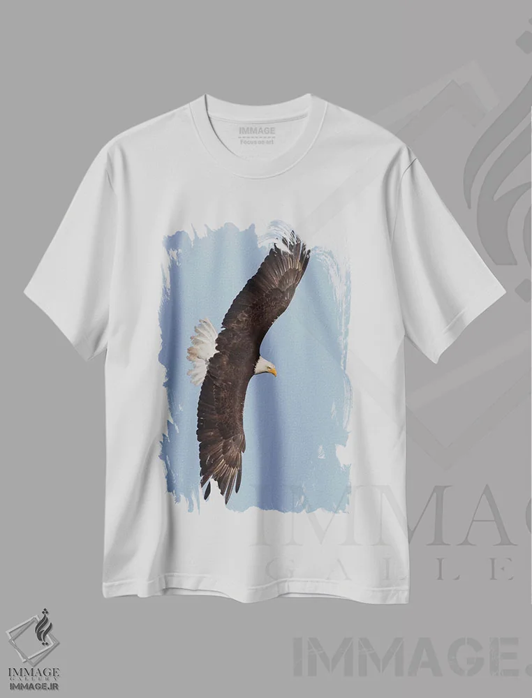 تیشرت سفید طرح دار عقاب سرسفید در حال پرواز، عکاسی ماکرو اثر کن آرچر | فروشگاه ایماژ