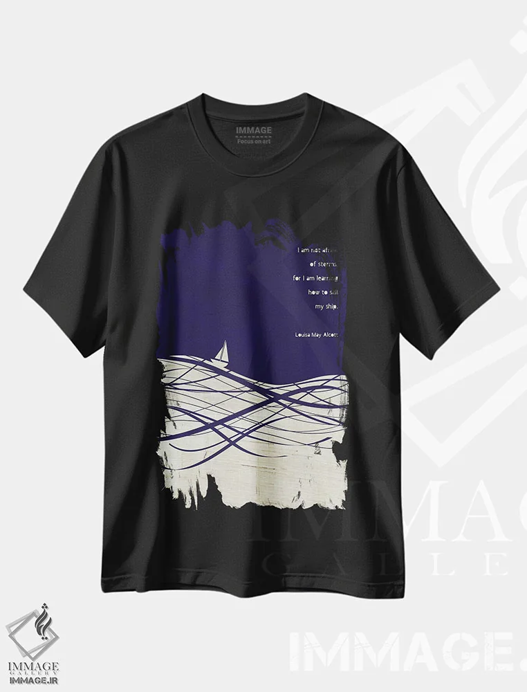 تیشرت مشکی طرح دار نقل قول طوفان لوئیزا می الکات، تزئینی اثر چایا شرادر | immage.ir