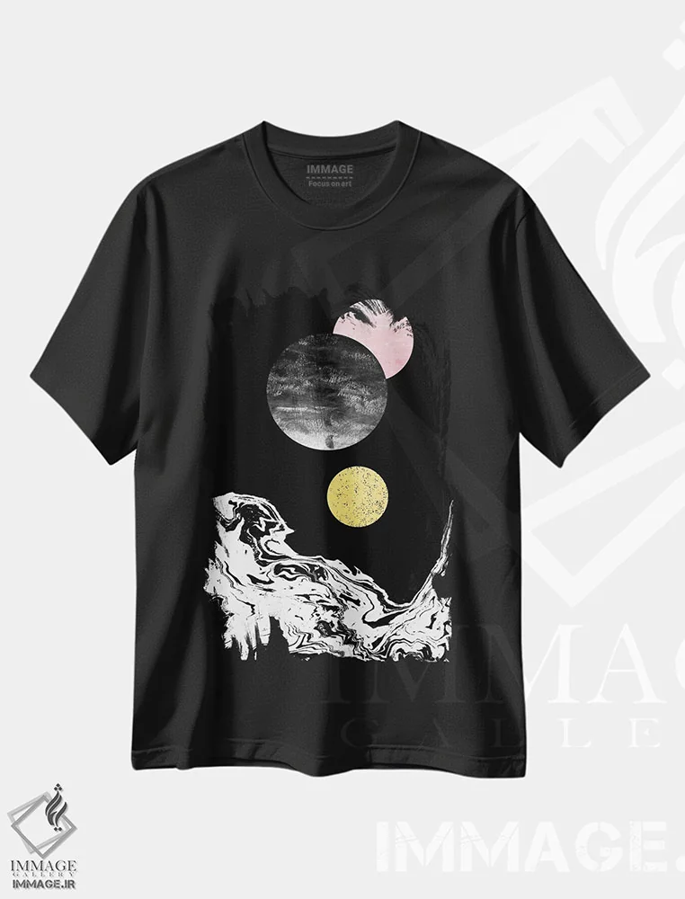 تیشرت مشکی طرح دار استارلا اثر شارلوت وینتر | immage.ir