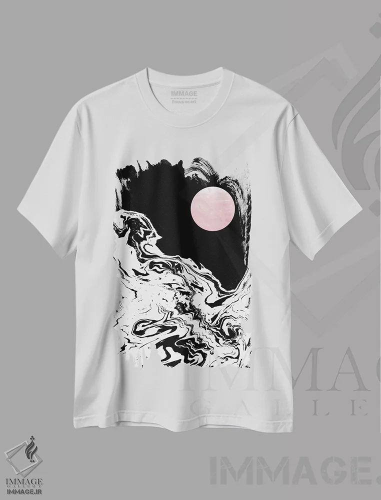 تیشرت سفید طرح دار تاریا اثر شارلوت وینتر | immage.ir