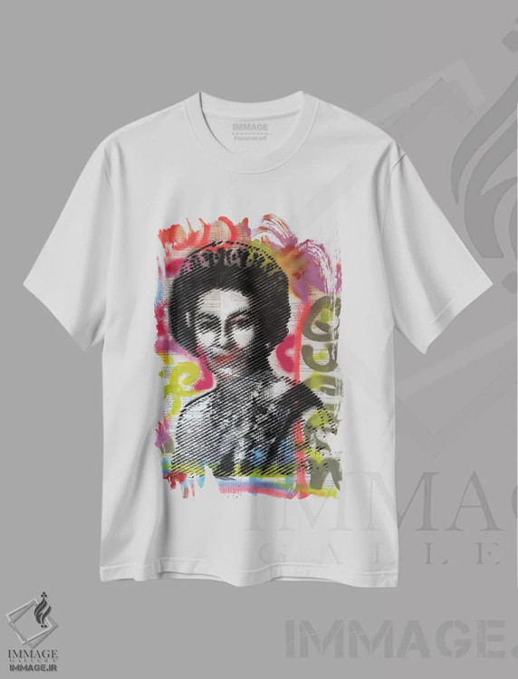 تیشرت سفید طرح دار "خدا ملکه را حفظ کند ۳"، دکوراسیون جایگزین اثر سیسرو اسپین | فروشگاه ایماژ