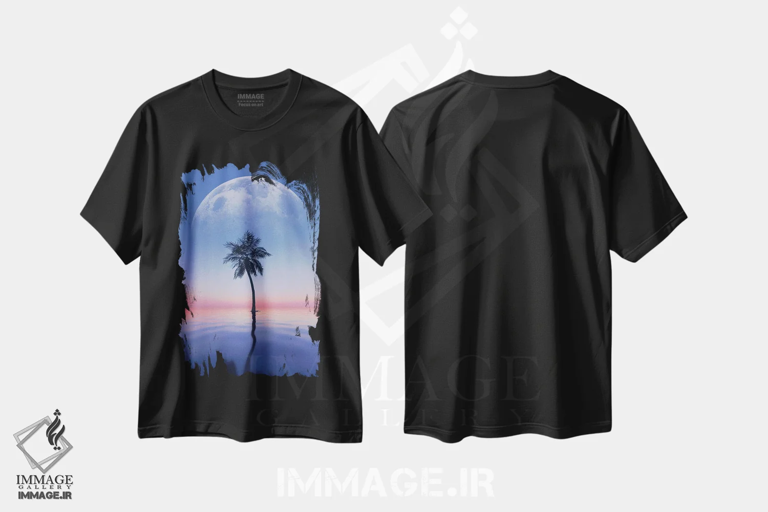 تیشرت مشکی طرح دار نخل تنها، دکور ساحلی اثر آدام کازینز | immage.ir