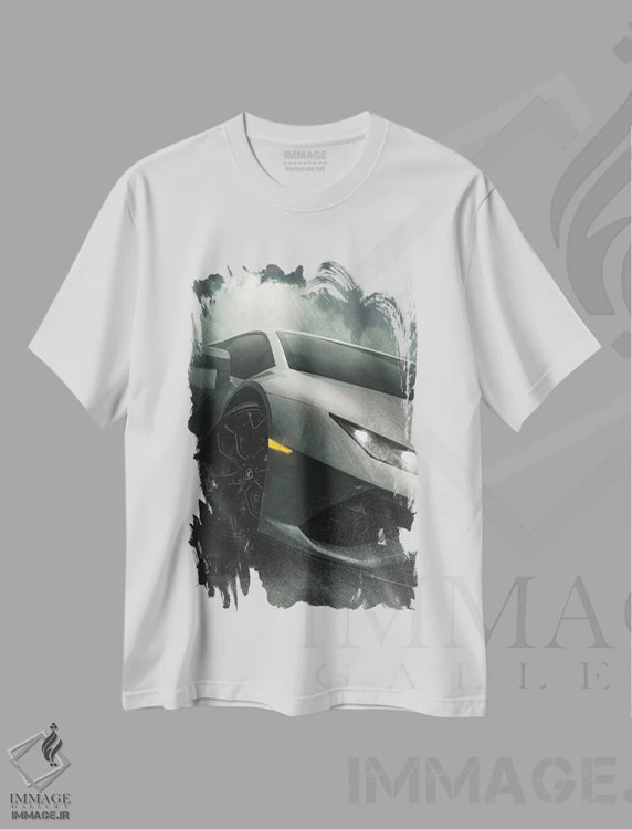 تیشرت سفید طرح دار لامبورگینی زیر باران، هنر دیجیتال اثر آدام کازینز | immage.ir