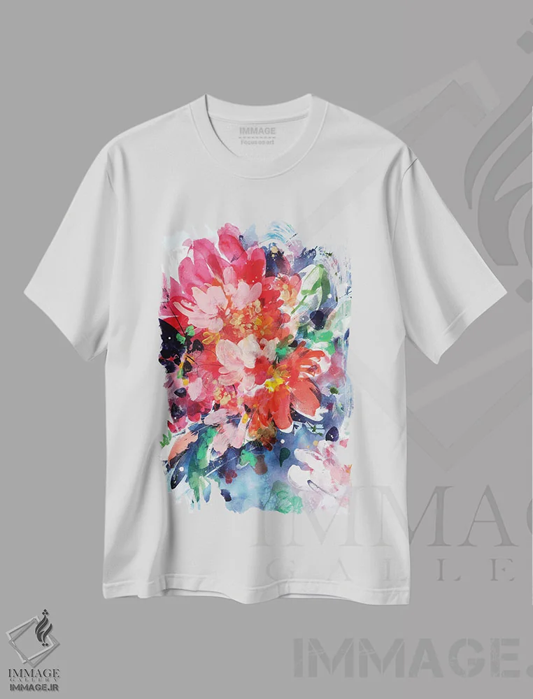 تیشرت سفید طرح دار آغوش کیهانی، دکور معاصر اثر کریتیو اینگرید | immage.ir