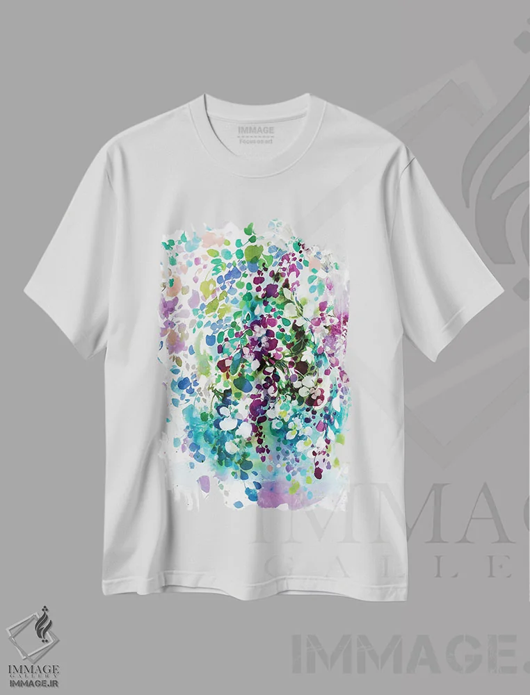 تیشرت سفید طرح دار گلبرگ ها و برگ ها، آبستره اثر کریتیو اینگرید | فروشگاه ایماژ
