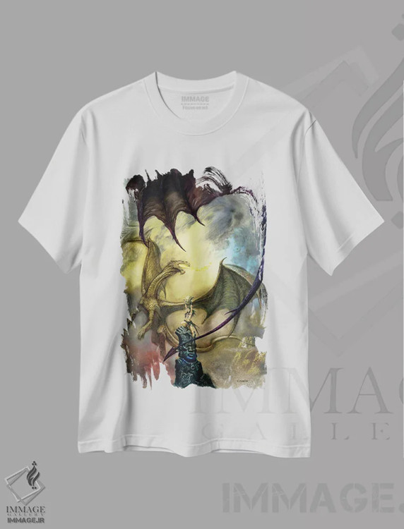 تیشرت سفید طرح دار اژدهایانِ شمعی، مدیوم اثر سیروئلو | فروشگاه ایماژ