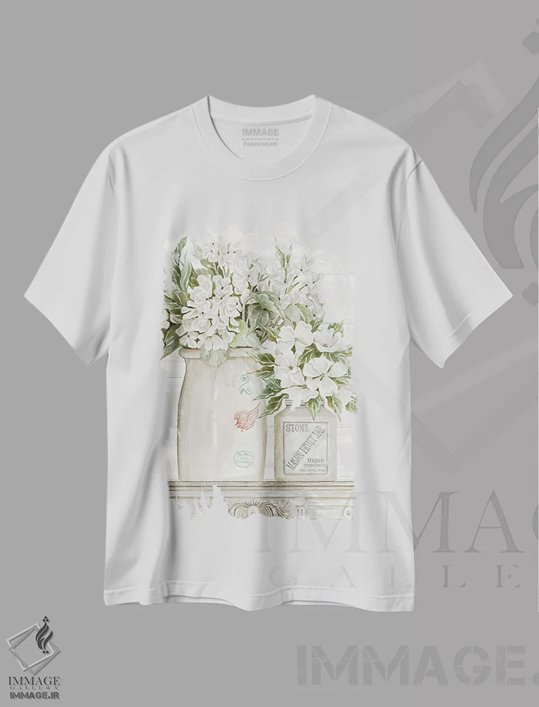 تیشرت سفید طرح دار گلدان های روستایی گلدار، دکور روستایی اثر سیندی جیکوبز | فروشگاه ایماژ
