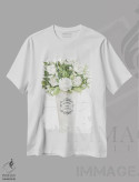 تیشرت سفید طرح دار گل های پئونی، تزئینی اثر سیندی جیکوبز | فروشگاه ایماژ