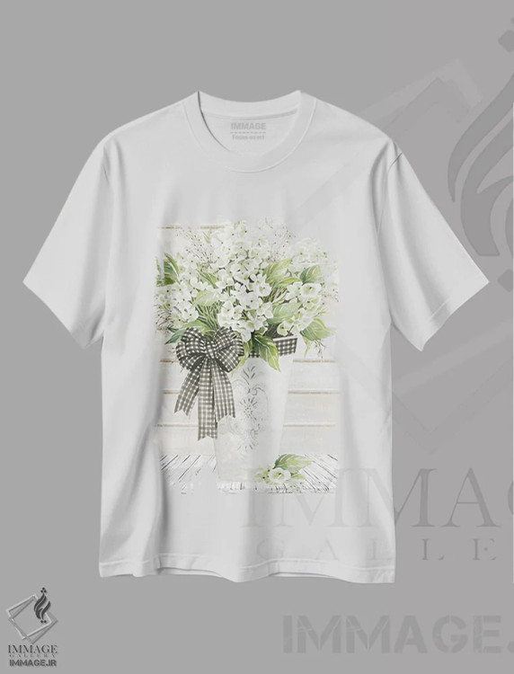 تیشرت سفید طرح دار هورتانسیاهای سفید، دکور روستایی اثر سیندی جیکوبز | فروشگاه ایماژ