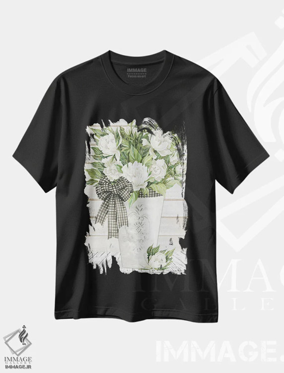 تیشرت مشکی طرح دار گل های پئونی سفید، دکور روستایی اثر سیندی جیکوبز | فروشگاه ایماژ