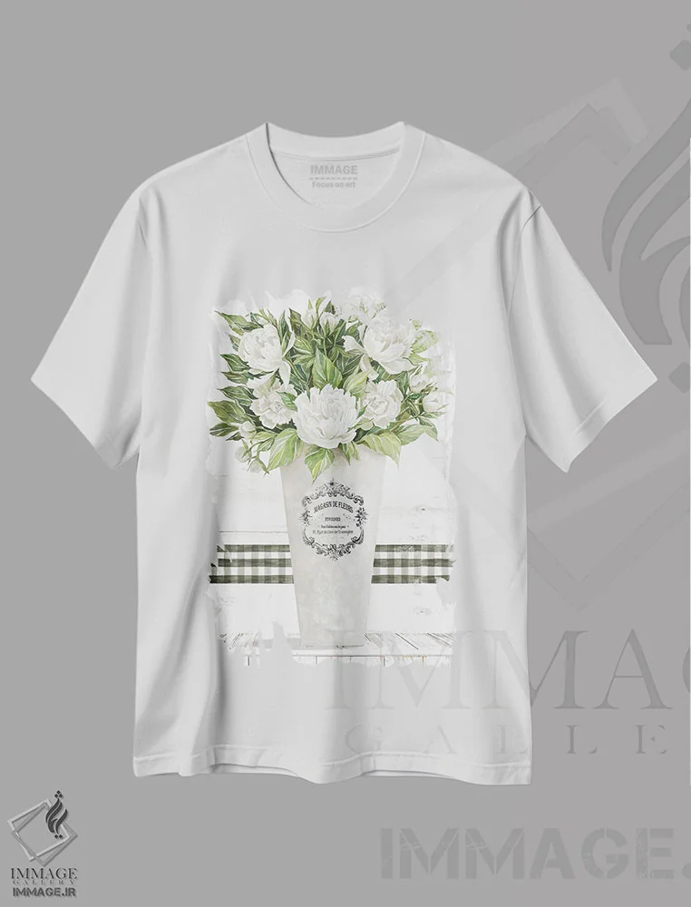 تیشرت سفید طرح دار گل های صدتومانی سفید، دکور روستایی اثر سیندی جیکوبز | فروشگاه ایماژ
