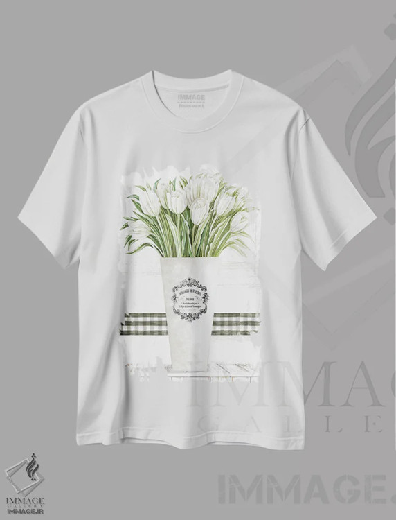تیشرت سفید طرح دار لاله های سفید، دکور روستایی اثر سیندی جیکوبز | فروشگاه ایماژ