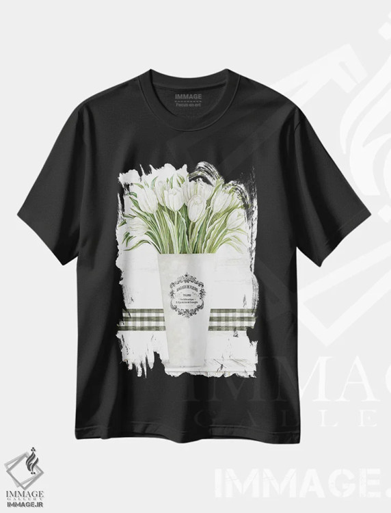 تیشرت مشکی طرح دار لاله های سفید، دکور روستایی اثر سیندی جیکوبز | immage.ir