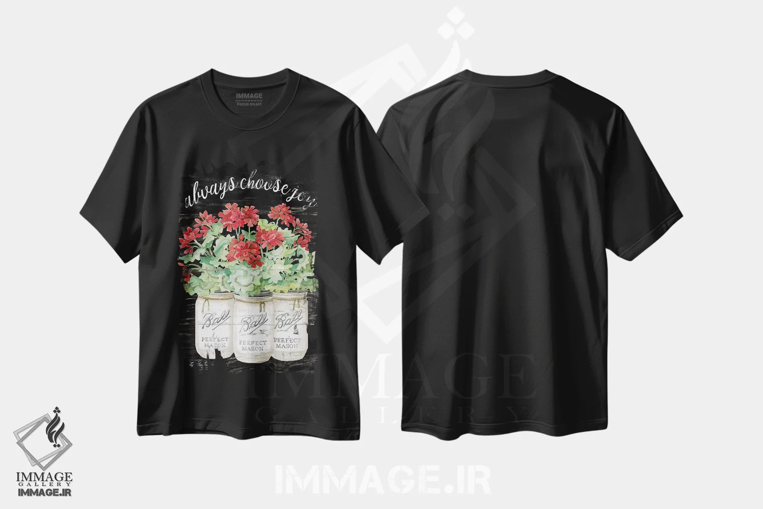 تیشرت مشکی طرح دار شیشه های سفید، دکور روستایی اثر سیندی جیکوبز | immage.ir