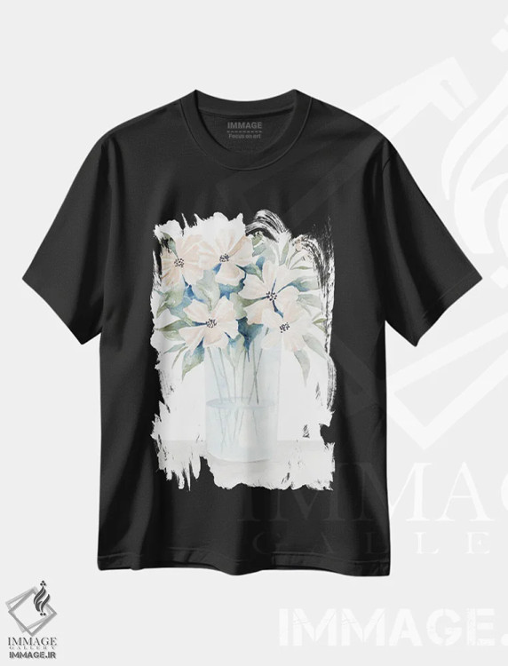 تیشرت مشکی طرح دار ظرافت شیرینِ گل شمارهٔ یک، دکور بوهمی اثر سیندی جیکوبز | immage.ir