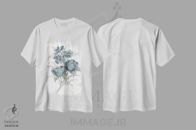 تیشرت سفید طرح دار صدتومانی های آبی گیاهی، دکور روستایی اثر سیندی جیکوبز | فروشگاه ایماژ