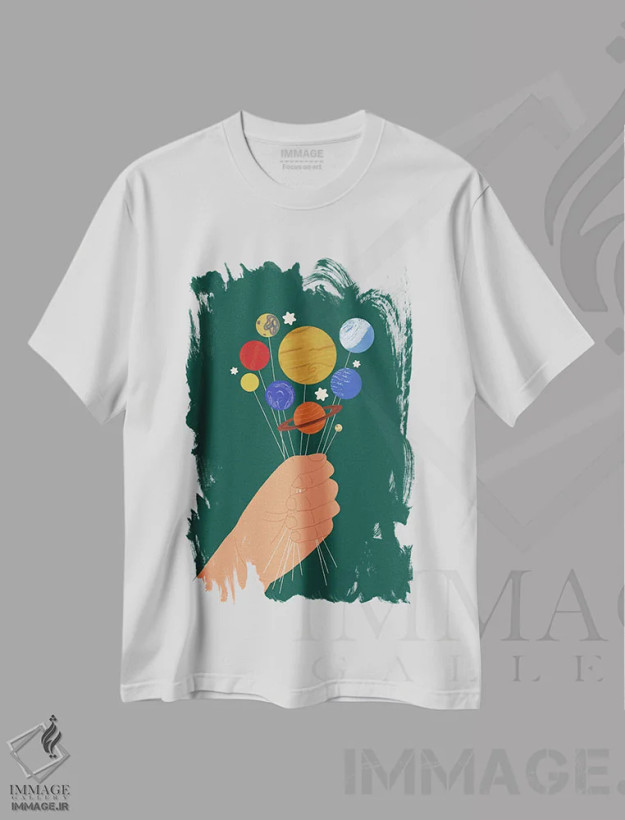 تیشرت سفید طرح دار کهکشان را به تو می دهم، تزئینی اثر کارمن جابیر | فروشگاه ایماژ