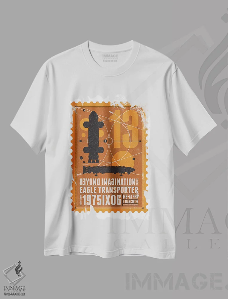 تیشرت سفید طرح دار ناوگان فضایی ۱۳: تمبر فضا ۱۹۹۹، هنر دیجیتال اثر چانکونگ | فروشگاه ایماژ
