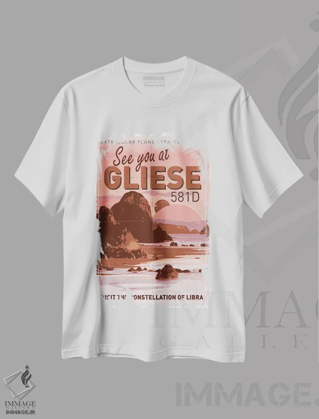 تیشرت سفید طرح دار پوستر سفر به سیاره فراخورشیدی I: گلایزه ۵۸۱، هنر دیجیتال اثر چانکونگ | فروشگاه ایماژ