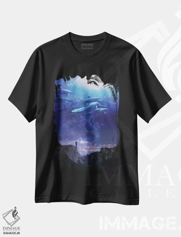 تیشرت مشکی طرح دار آب های آسمانی، هنر دیجیتال اثر کلودیا مک کینی | immage.ir