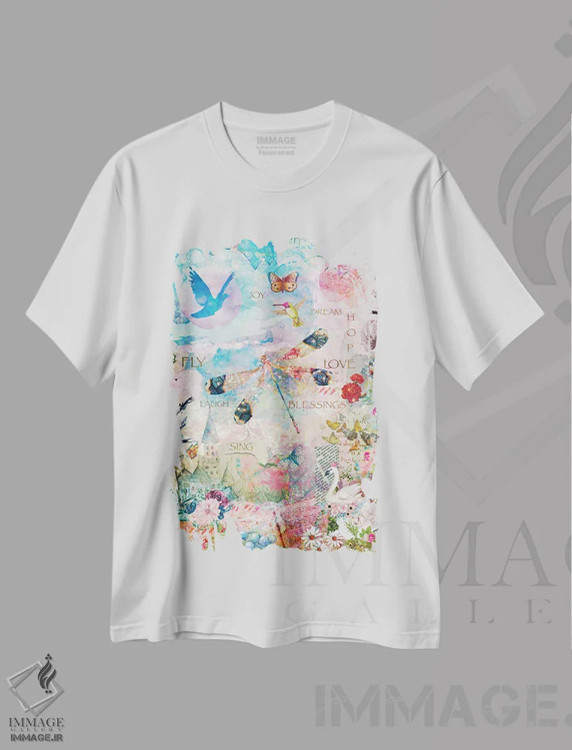 تیشرت سفید طرح دار رویا، هنر دیجیتال اثر کلودیا مک کینی | immage.ir