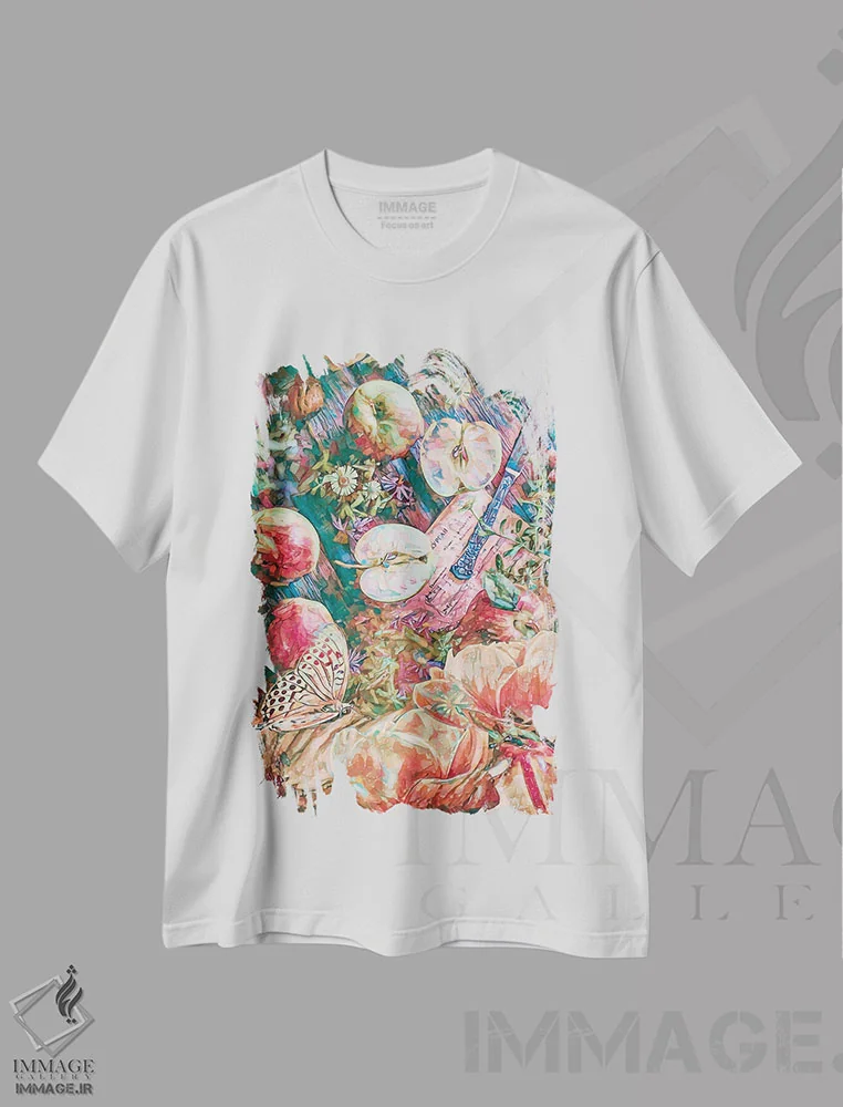 تیشرت سفید طرح دار فصل سیب، تزئینی اثر کلودیا مک کینی | immage.ir