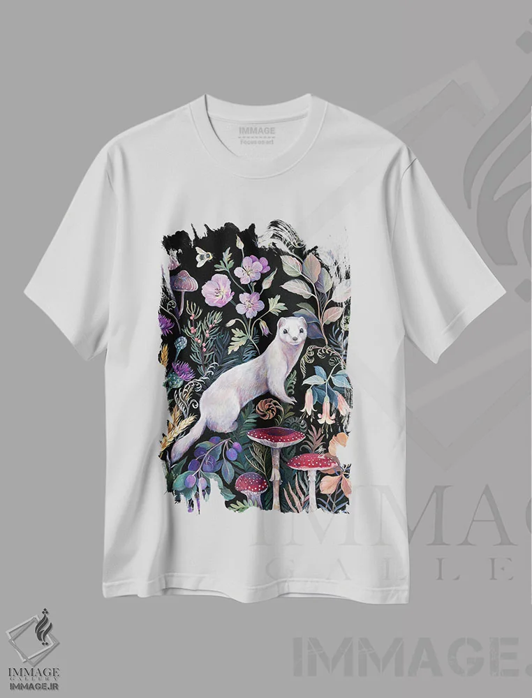 تیشرت سفید طرح دار شب پره ارمن سفید، دکور معاصر اثر کلارا مک آلیستر | فروشگاه ایماژ