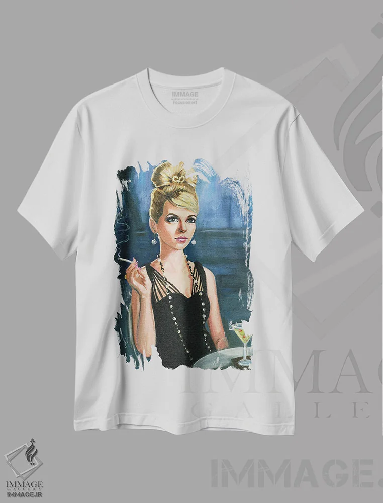 تیشرت سفید طرح دار پیراهن مشکی کوتاه، هنر فاخر معاصر اثر کتی مینگوس | فروشگاه ایماژ