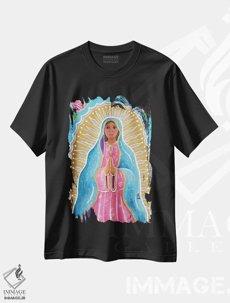 تیشرت مشکی طرح دار گوادالوپه نورانی، هنر فاخر معاصر اثر کندی مایر | فروشگاه ایماژ
