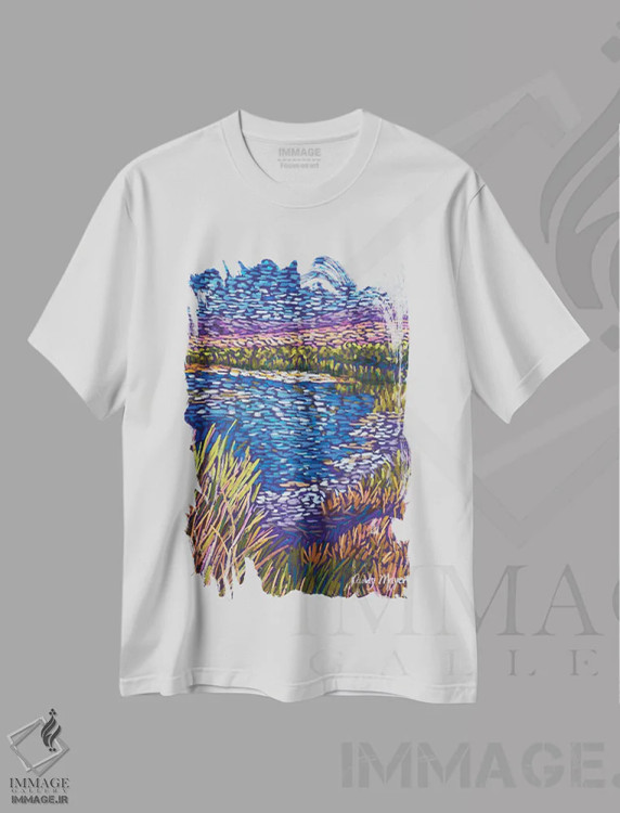 تیشرت سفید طرح دار اراضی آبگیر جنوب غربی، تزئینی اثر کندی مایر | immage.ir