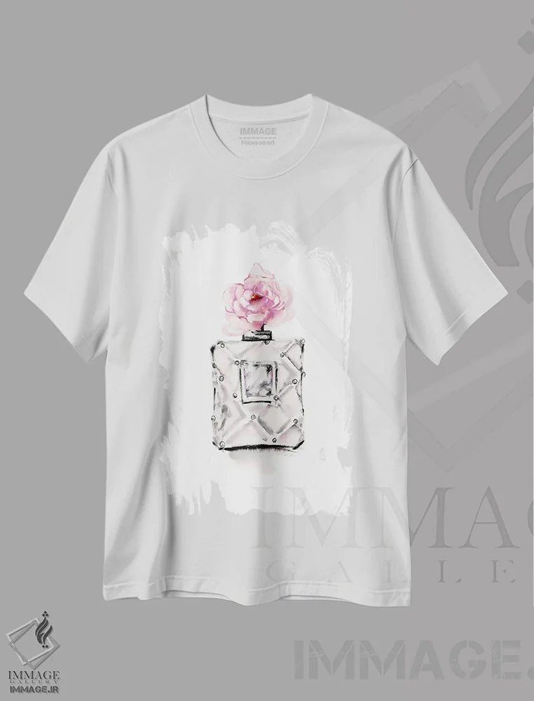 تیشرت سفید طرح دار بطری عطر، مدیوم اثر استلا چانگ | immage.ir
