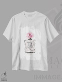 تیشرت سفید طرح دار بطری عطر، مدیوم اثر استلا چانگ | immage.ir