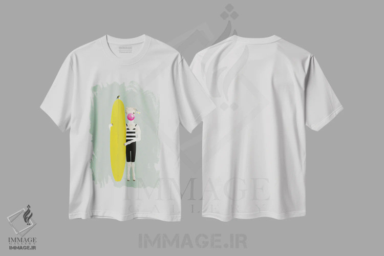 تیشرت سفید طرح دار آلپاکا در حال نگه داشتن تخته موج سواری، تزئینی اثر کارولین کسلسی | فروشگاه ایماژ