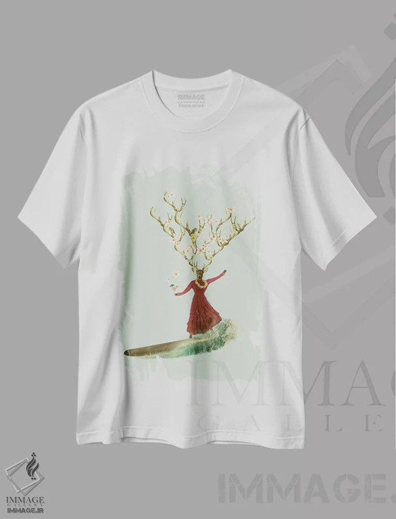 تیشرت سفید طرح دار مارتینی شیک شده نه هم زده، هنر فاخر معاصر اثر کارولین کسلسی | immage.ir