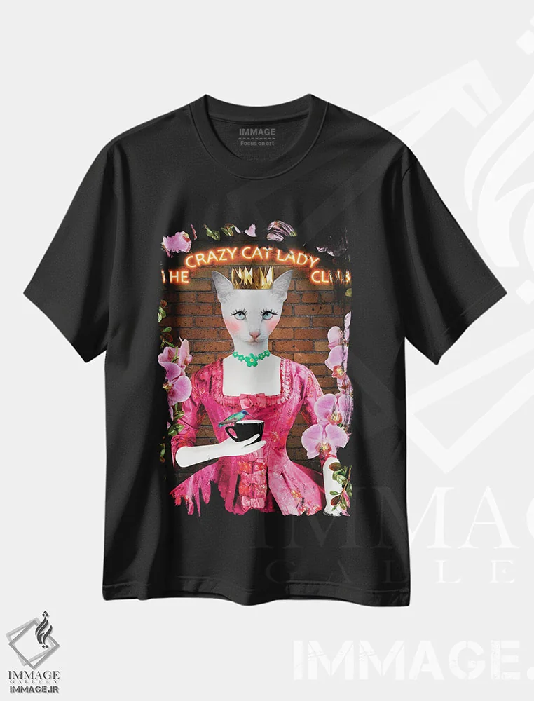 تیشرت مشکی طرح دار بانوی گربه دوست، هنر دیجیتال اثر کارولین کسلسی | فروشگاه ایماژ