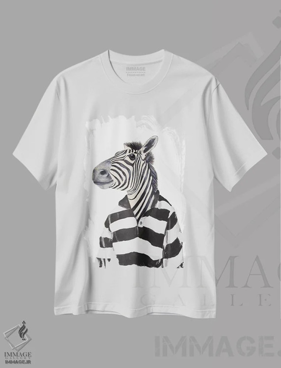تیشرت سفید طرح دار گورخر با پیراهن راه راه اثر کوکو د پاریس | immage.ir